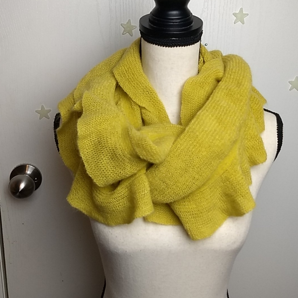 Knit infinity scarf